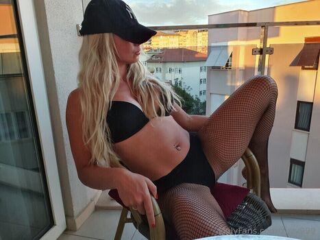 Full leaked Zuzysweet private onlyfans photo