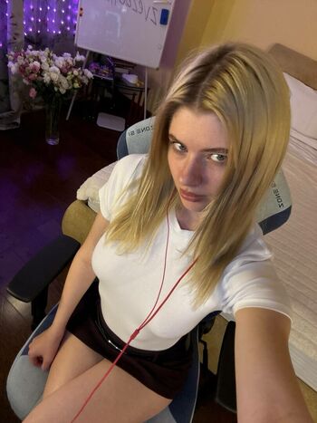 Full leaked Zvezdokina private onlyfans photo