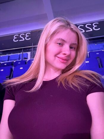 Full leaked Zvezdokina private onlyfans photo
