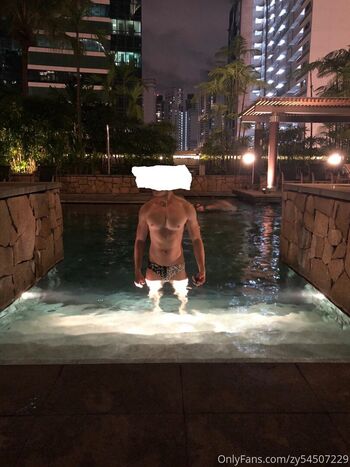 Full leaked Zy private onlyfans photo