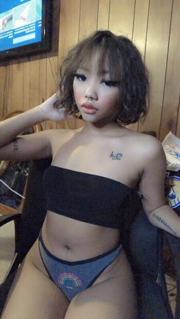 Full leaked Zzoeyw private onlyfans photo