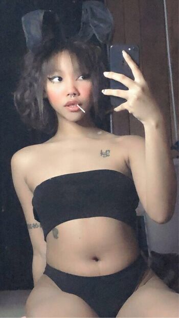 Full leaked Zzoeyw private onlyfans photo